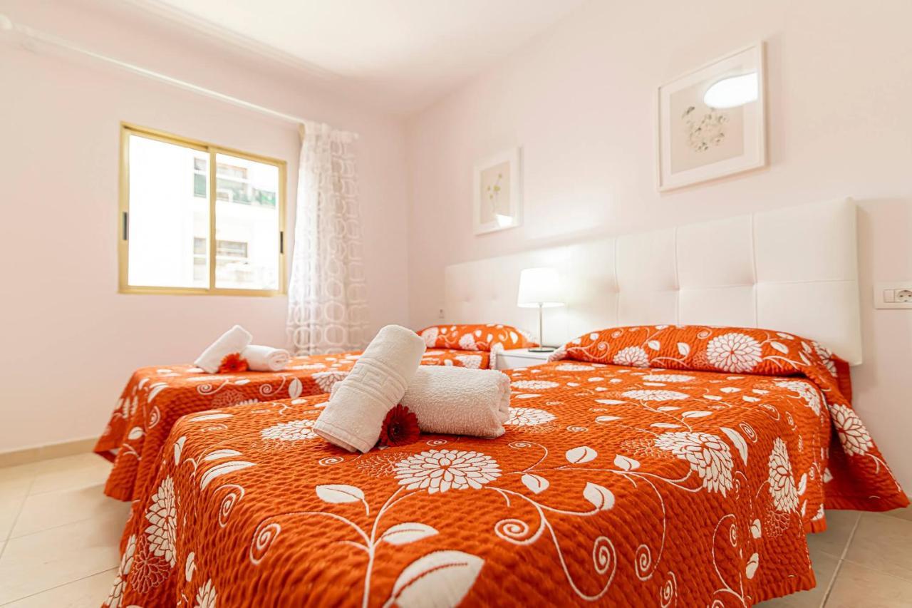 Apartamentos En El Centro De Los Cristianos อาโรนา ภายนอก รูปภาพ