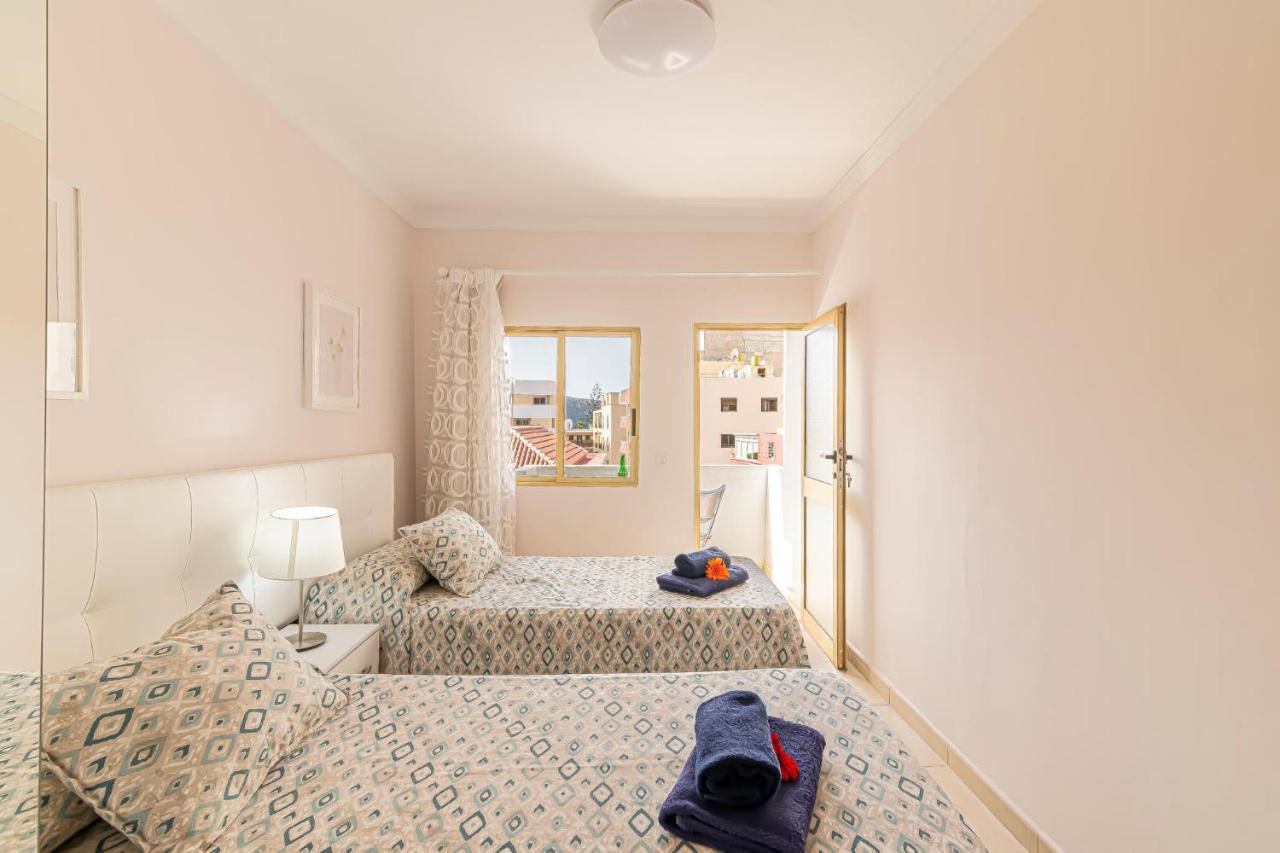 Apartamentos En El Centro De Los Cristianos อาโรนา ภายนอก รูปภาพ